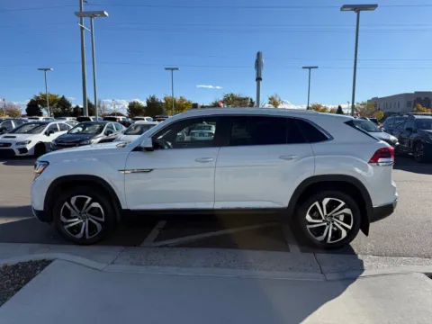 More photos of 2023 Volkswagen Atlas Cross Sport 2.0T SEL at Twin Falls Subaru, ID