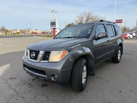More photos of 2006 Nissan Pathfinder LE at Twin Falls Cars Sales and Rentals, ID