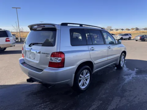 Another view of 2006 Toyota Highlander Hybrid LTD for sale in Twin Falls, ID at Twin Falls Cars Sales and Rentals