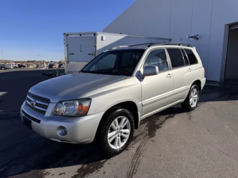 More photos of 2006 Toyota Highlander Hybrid LTD at Twin Falls Cars Sales and Rentals, ID