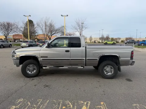 More photos of 1998 Dodge Ram 2500 Laramie SLT at Twin Falls Cars Sales and Rentals, ID