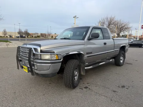 More photos of 1998 Dodge Ram 2500 Laramie SLT at Twin Falls Cars Sales and Rentals, ID