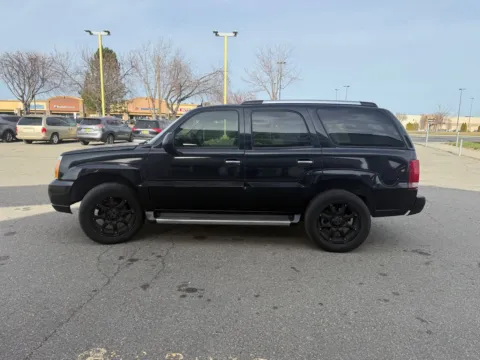 More photos of 2004 Cadillac Escalade at Twin Falls Cars Sales and Rentals, ID