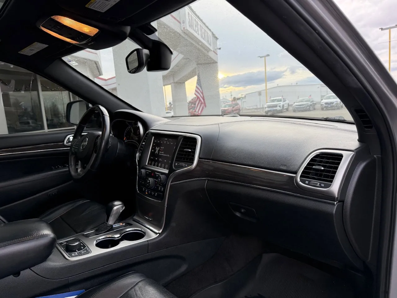 2018 Jeep Grand Cherokee Overland - Photo 50