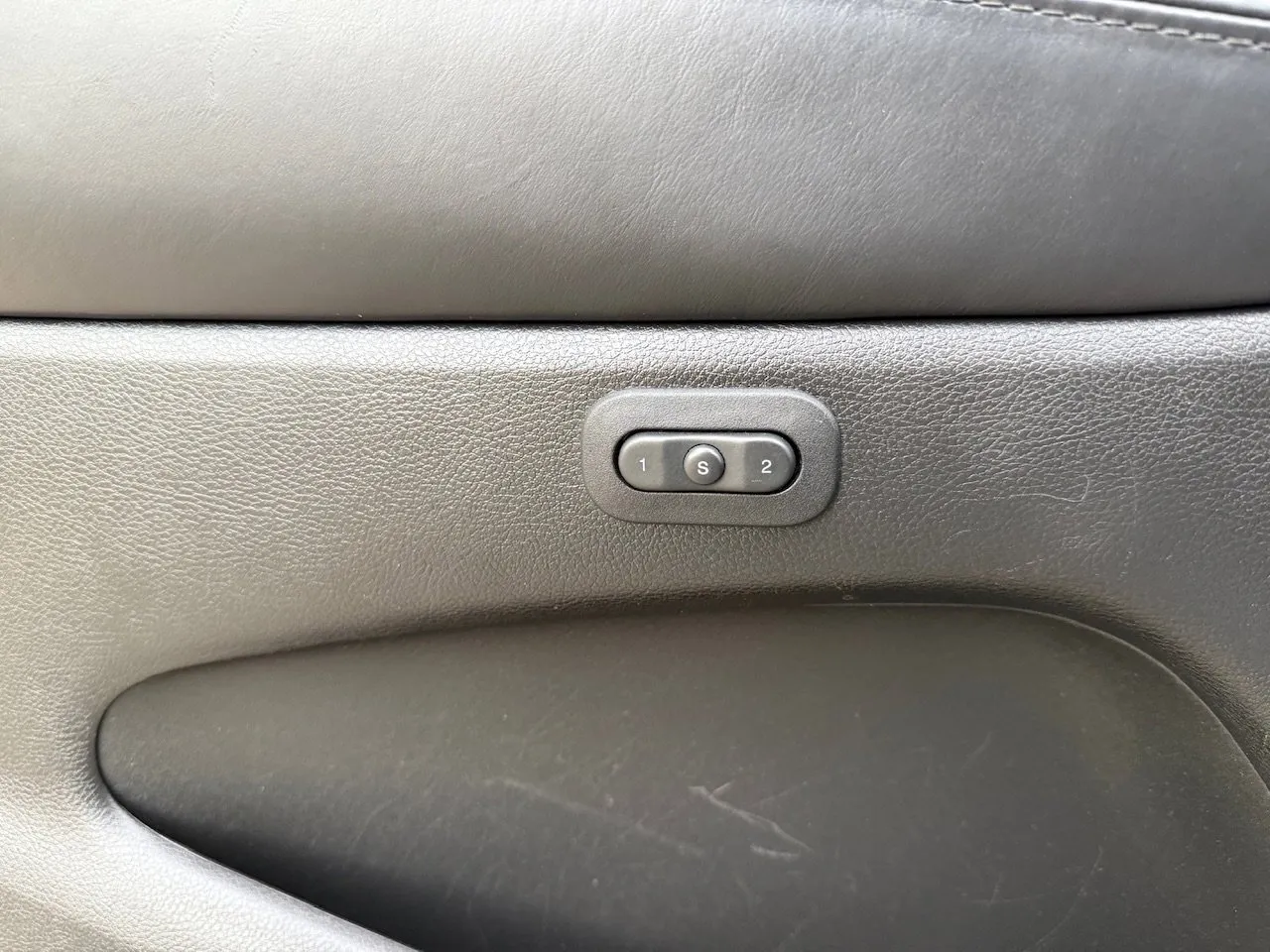 2018 Jeep Grand Cherokee Overland - Photo 11