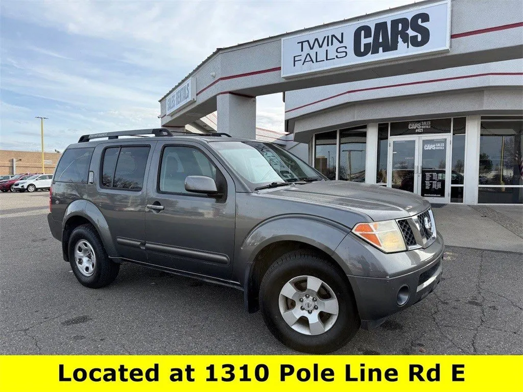 Gray 2006 Nissan Pathfinder LE for sale in Twin Falls, ID