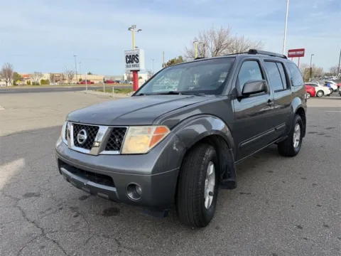 More photos of 2006 Nissan Pathfinder LE at Twin Falls Cars Sales and Rentals, ID
