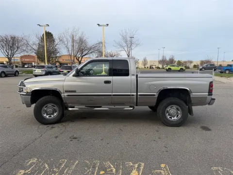 More photos of 1998 Dodge Ram 2500 Laramie SLT at Twin Falls Cars Sales and Rentals, ID