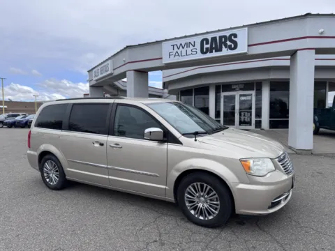 Another view of 2014 Chrysler Town & Country Touring-L for sale in Twin Falls, ID at Twin Falls Cars Sales and Rentals