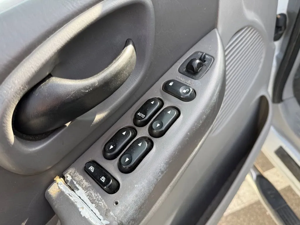 2002 Ford F-150 XLT - Photo 11