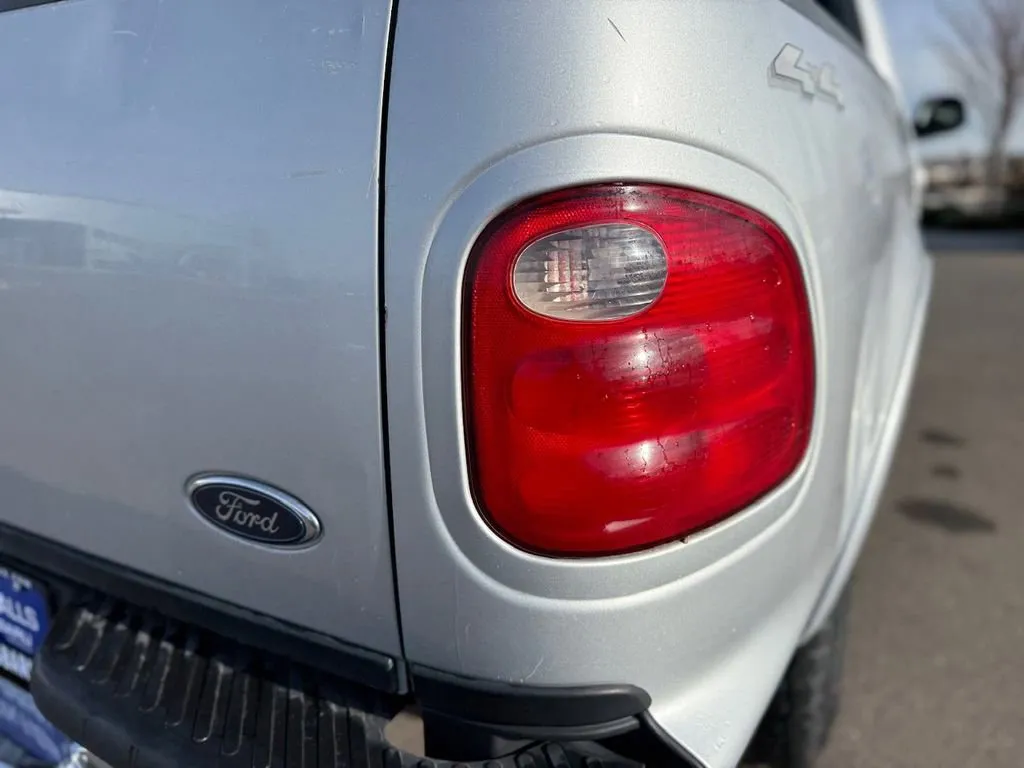 2002 Ford F-150 XLT - Photo 36