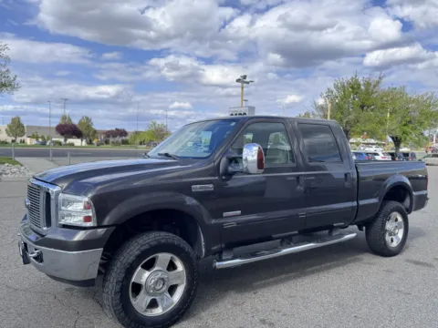 More photos of 2007 Ford Super Duty F-350 SRW Lariat at Twin Falls Cars Sales and Rentals, ID