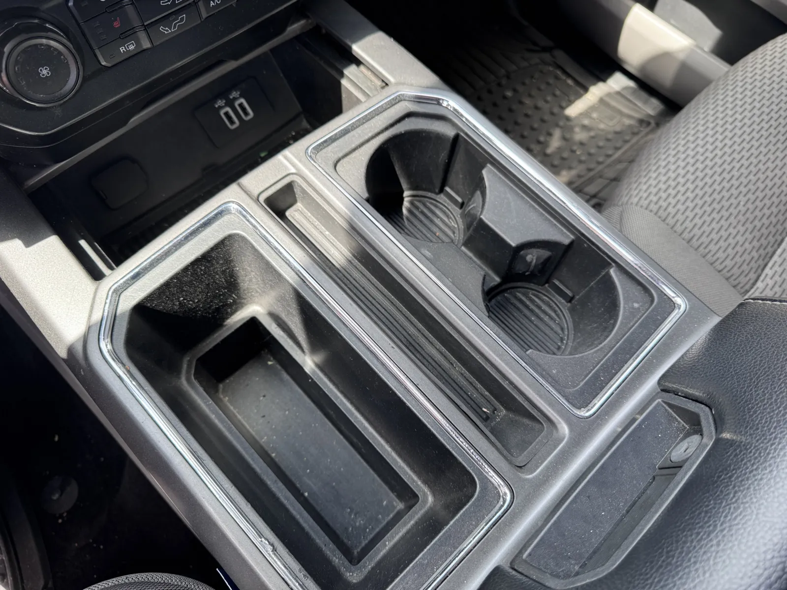 2016 Ford F-150 XLT - Photo 35