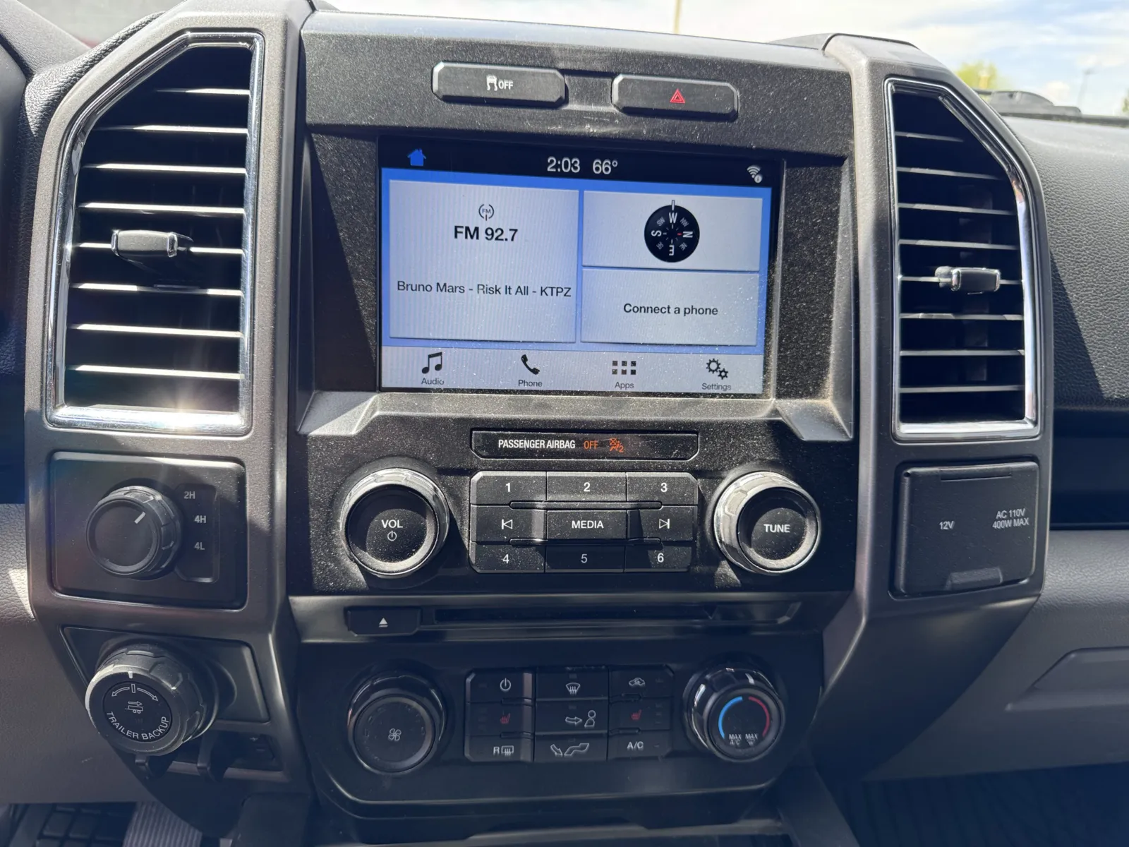 2016 Ford F-150 XLT - Photo 25