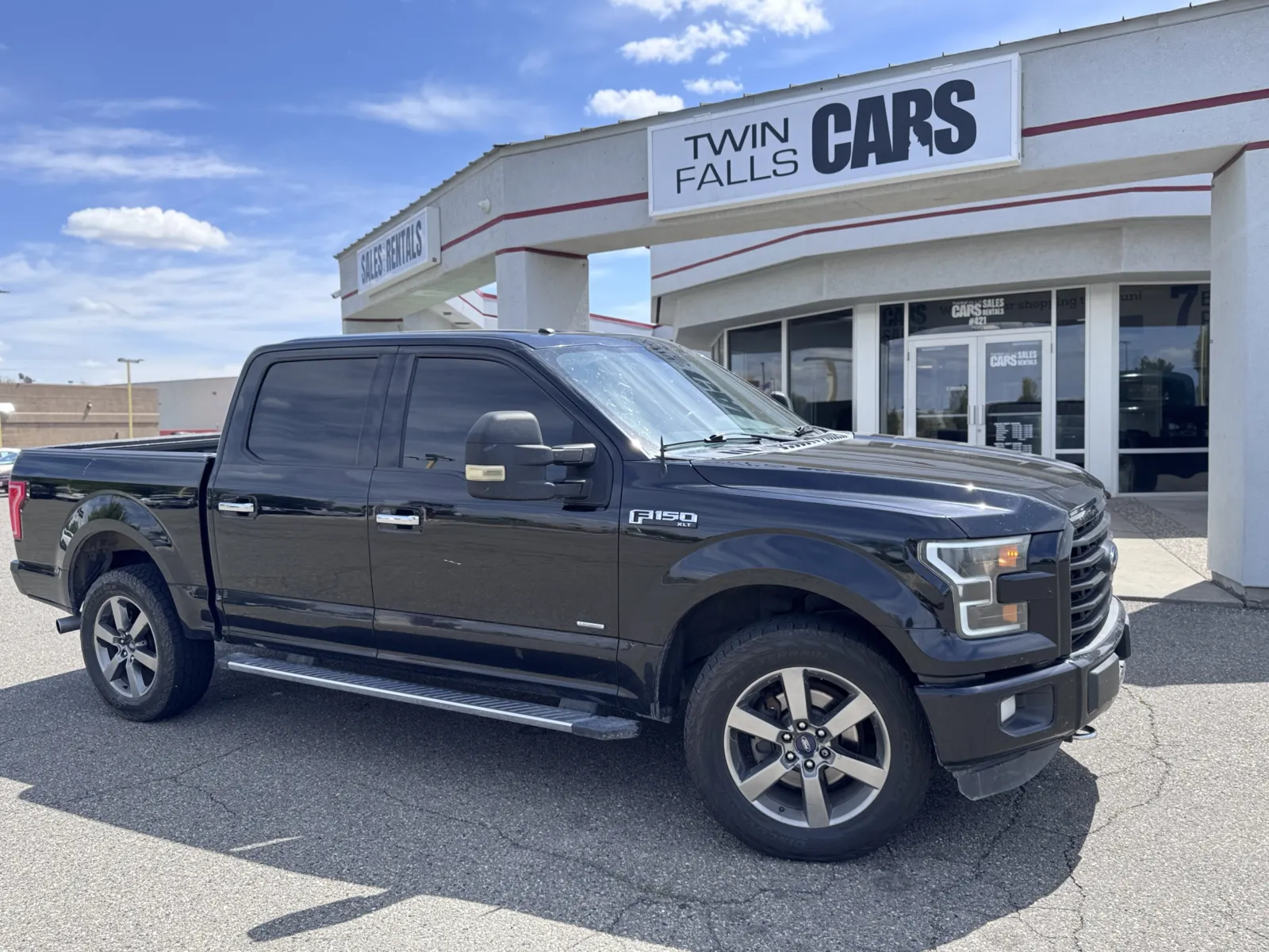 2016 Ford F-150 XLT - Photo 2