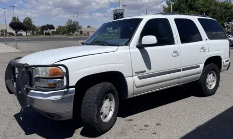 More photos of 2000 GMC Yukon SLE at Twin Falls Cars Sales and Rentals, ID