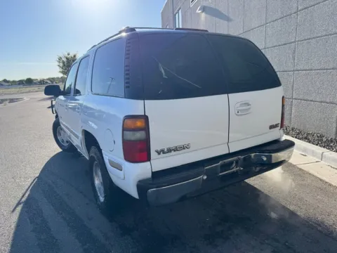 Another view of 2000 GMC Yukon SLE for sale in Twin Falls, ID at Twin Falls Cars Sales and Rentals