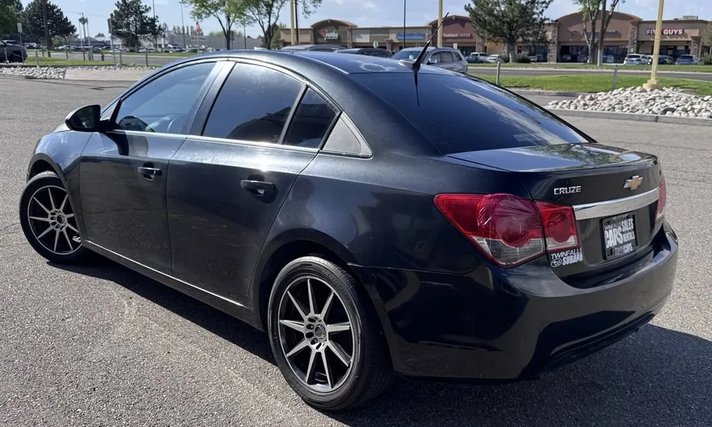 2011 Chevrolet Cruze 2LT - Photo 6