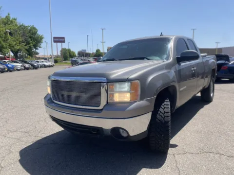 More photos of 2008 GMC Sierra 1500 SLT at Twin Falls Cars Sales and Rentals, ID