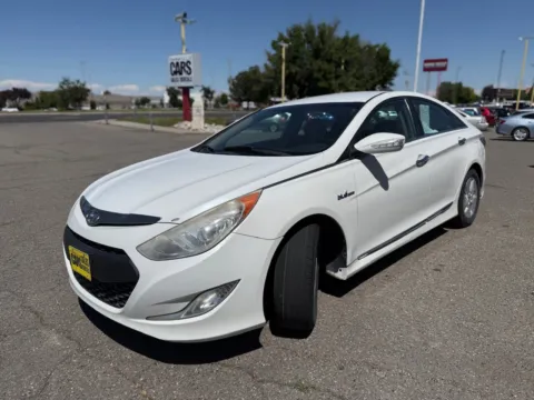 More photos of 2012 Hyundai Sonata Hybrid at Twin Falls Cars Sales and Rentals, ID