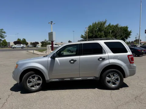 More photos of 2009 Ford Escape XLT at Twin Falls Cars Sales and Rentals, ID