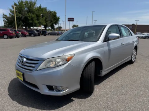 More photos of 2012 Toyota Avalon Limited at Twin Falls Cars Sales and Rentals, ID