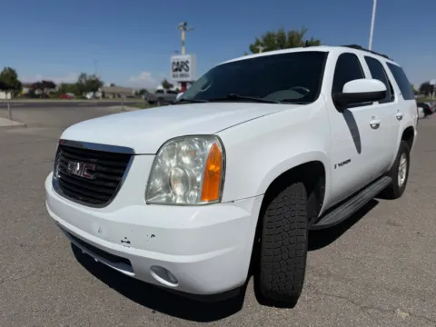 More photos of 2009 GMC Yukon SLT w/4SB at Twin Falls Cars Sales and Rentals, ID