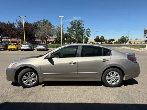 More photos of 2012 Nissan Altima 2.5 S at Twin Falls Cars Sales and Rentals, ID