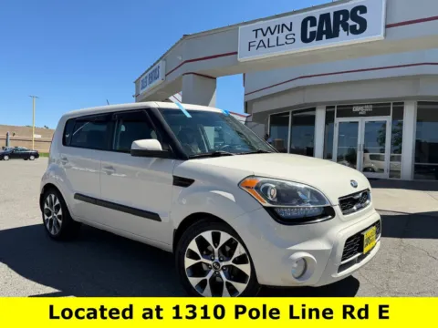 Beige 2013 Kia Soul ! for sale in Twin Falls, ID