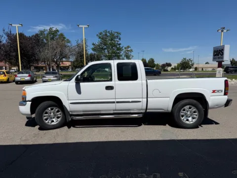 More photos of 2006 GMC Sierra 1500 SLT at Twin Falls Cars Sales and Rentals, ID