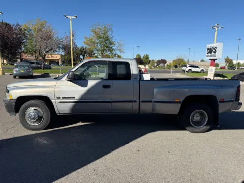 More photos of 1998 Dodge Ram 3500 Laramie SLT at Twin Falls Cars Sales and Rentals, ID