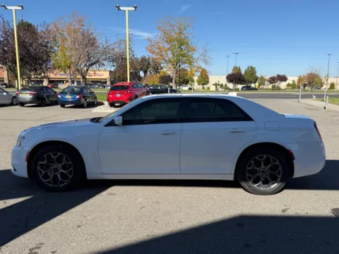 More photos of 2015 Chrysler 300 S at Twin Falls Cars Sales and Rentals, ID