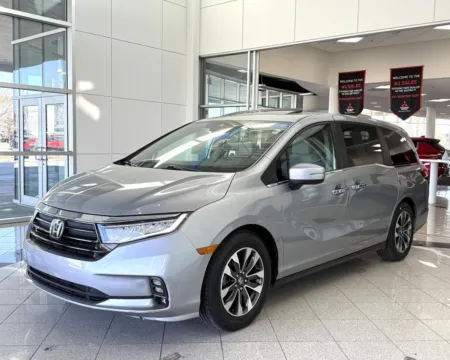 Silver 2022 Honda Odyssey EX-L for sale in Lincoln, NE