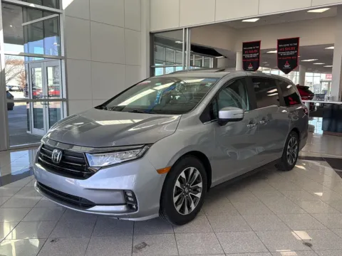 Photos of 2022 Honda Odyssey EX-L for sale in Lincoln, NE at Clemons Mitsubishi