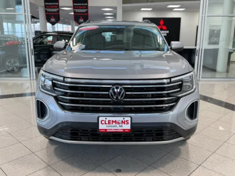 More photos of 2024 Volkswagen Atlas 2.0T SE w/Technology at Clemons Mitsubishi, NE