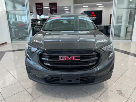 More photos of 2021 GMC Terrain SLE at Clemons Mitsubishi, NE