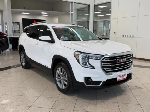 Photos of 2024 GMC Terrain SLT for sale in Lincoln, NE at Clemons Mitsubishi