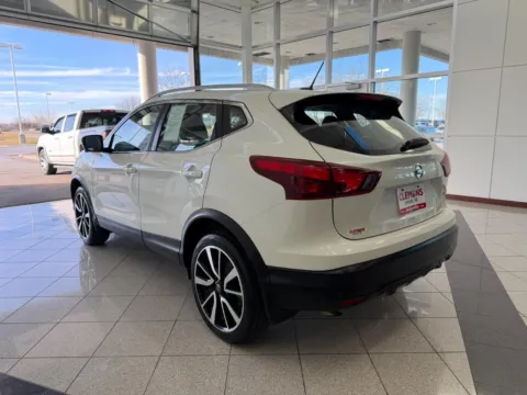 Another view of 2019 Nissan Rogue Sport SL for sale in Lincoln, NE at Clemons Mitsubishi