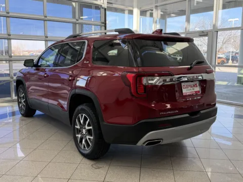 Another view of 2022 GMC Acadia SLE for sale in Lincoln, NE at Clemons Mitsubishi