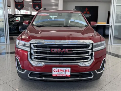 More photos of 2022 GMC Acadia SLE at Clemons Mitsubishi, NE