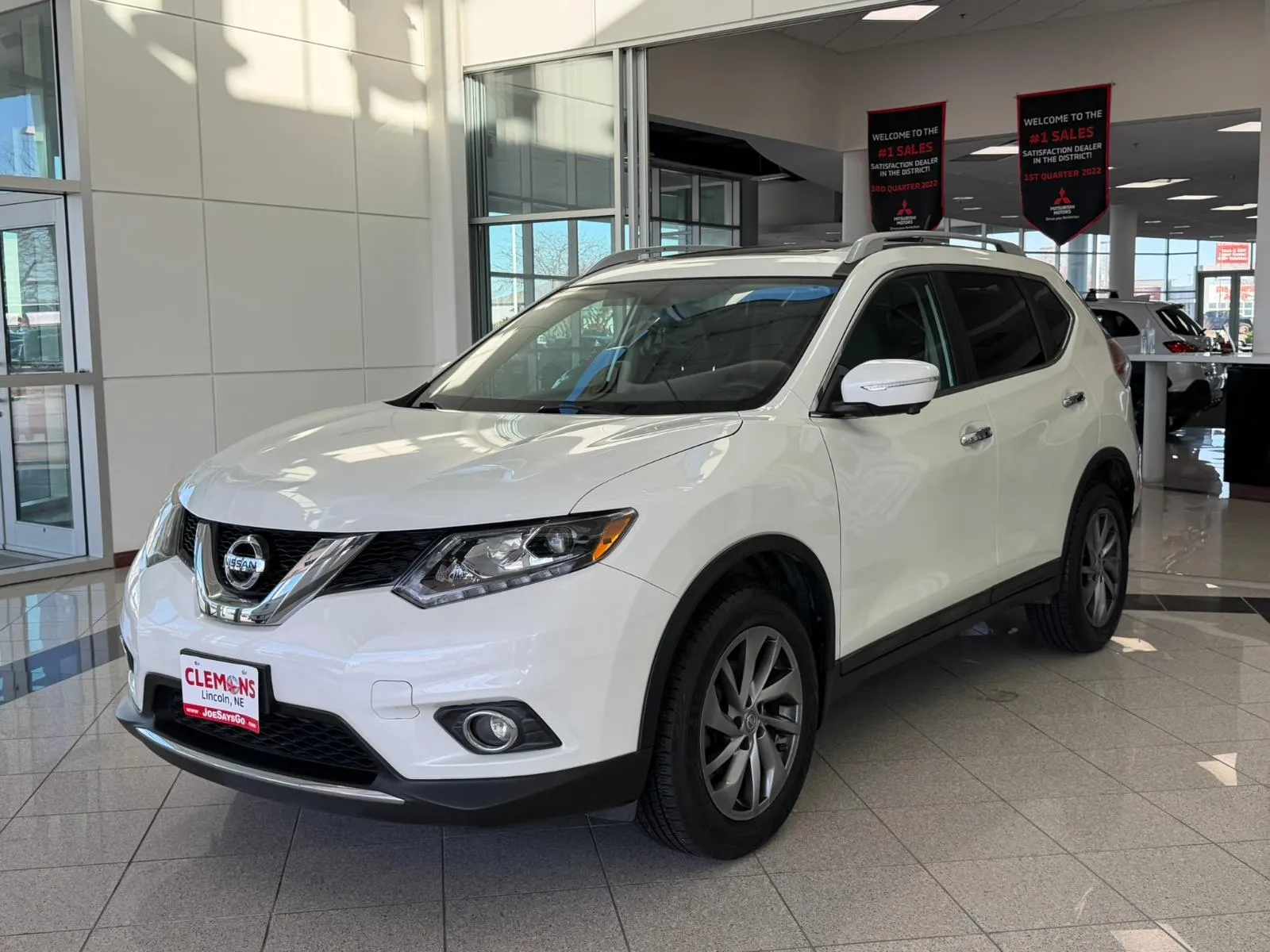 2015 Nissan Rogue SL's photo