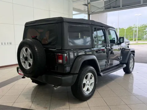 More photos of 2018 Jeep Wrangler Unlimited Sport S at Clemons Mitsubishi, NE