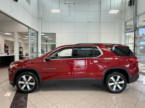 More photos of 2020 Chevrolet Traverse LT Leather at Clemons Mitsubishi, NE