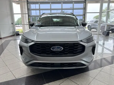 More photos of 2023 Ford Escape ST-Line at Clemons Mitsubishi, NE
