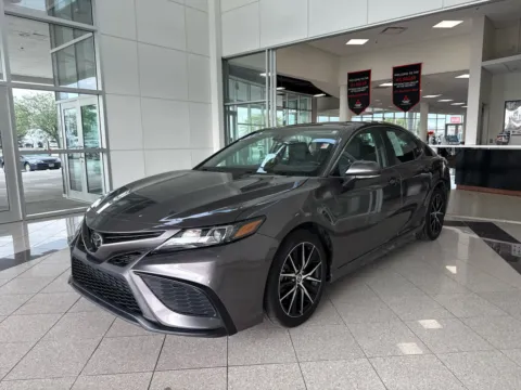 Gray 2023 Toyota Camry SE for sale in Lincoln, NE