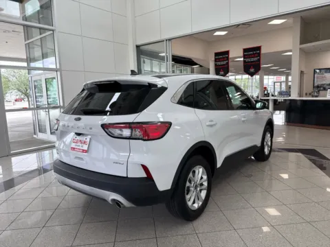 More photos of 2020 Ford Escape SE at Clemons Mitsubishi, NE