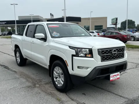Photos of 2023 Nissan Frontier SV for sale in Lincoln, NE at Clemons Mitsubishi