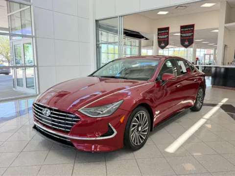 Red 2023 Hyundai Sonata Hybrid SEL for sale in Lincoln, NE