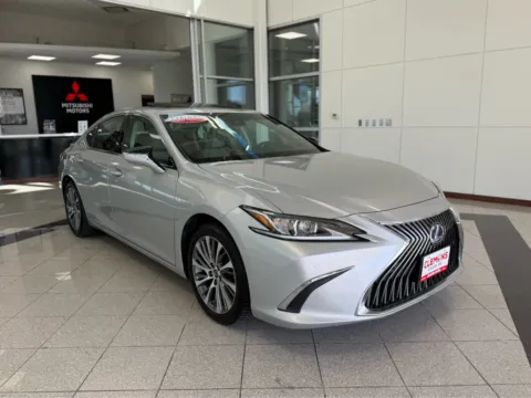 Photos of 2019 Lexus ES 300h for sale in Lincoln, NE at Clemons Mitsubishi