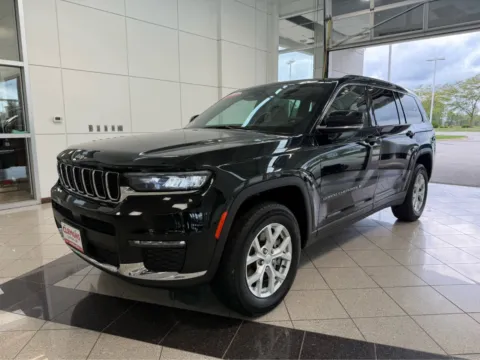 Black 2023 Jeep Grand Cherokee L Limited for sale in Lincoln, NE